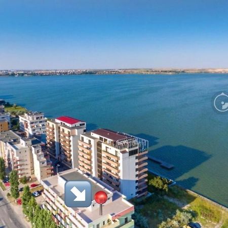 Sea Escape Apartment Мамая Екстериор снимка